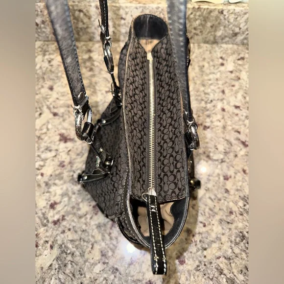 Coach Purse Shoulder Bag - Picture 16 of 16